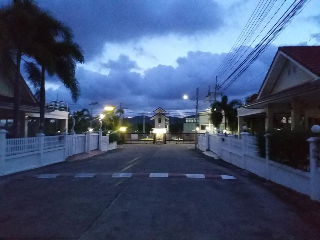 Baan Chockchai 3 บางเสร่ ภายนอก รูปภาพ